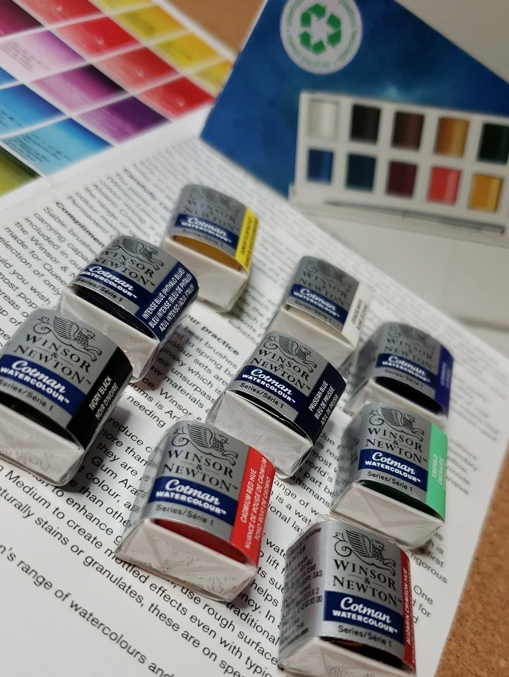 Winsor & Newton Cotman Watercolour Half Pans - Multi Color Set